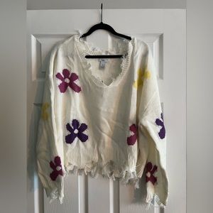 Rue+ 2x distressed white sweater w groovy flowers